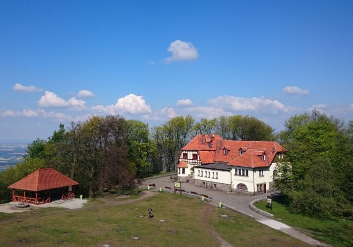 Wycieczka na Ślężę, a w nagrodę pyszny obiad z deserem